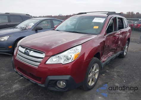 2013 Subaru Outback 2.5I Premium z USA, uszkodzony, nr VIN 4S4BRCCC4D3252811